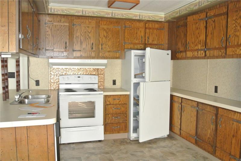 744 Cardinal Lane Apollo, PA 15613 - Photo 9 of 21 Gallery Image 9