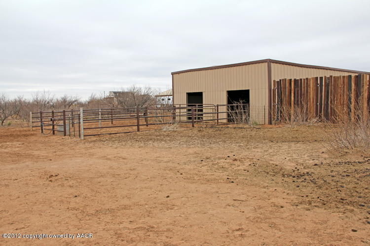 8401 Arlie Road Amarillo, TX 79108 - Photo 24 of 27 Barn