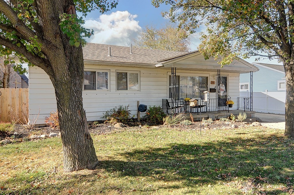 533 Twinning Drive Riverside, OH 45431 - Photo 3 of 32