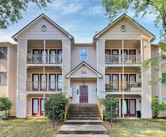 $1,150 | 6146 Meadow Rose Lane, Charlotte, NC 28215
