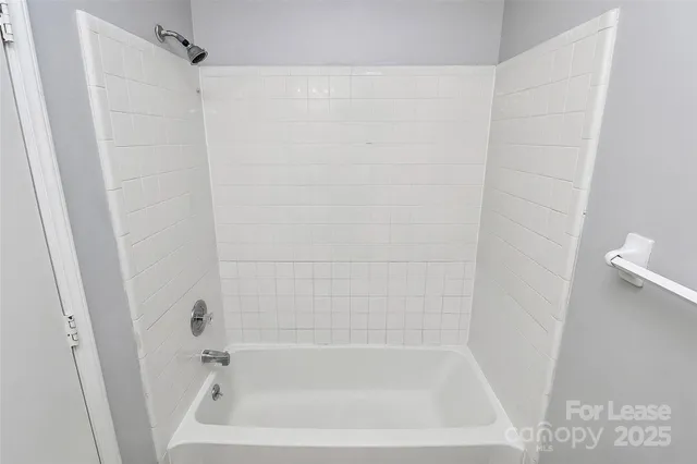 $1,150 | 6146 Meadow Rose Lane, Charlotte, NC 28215