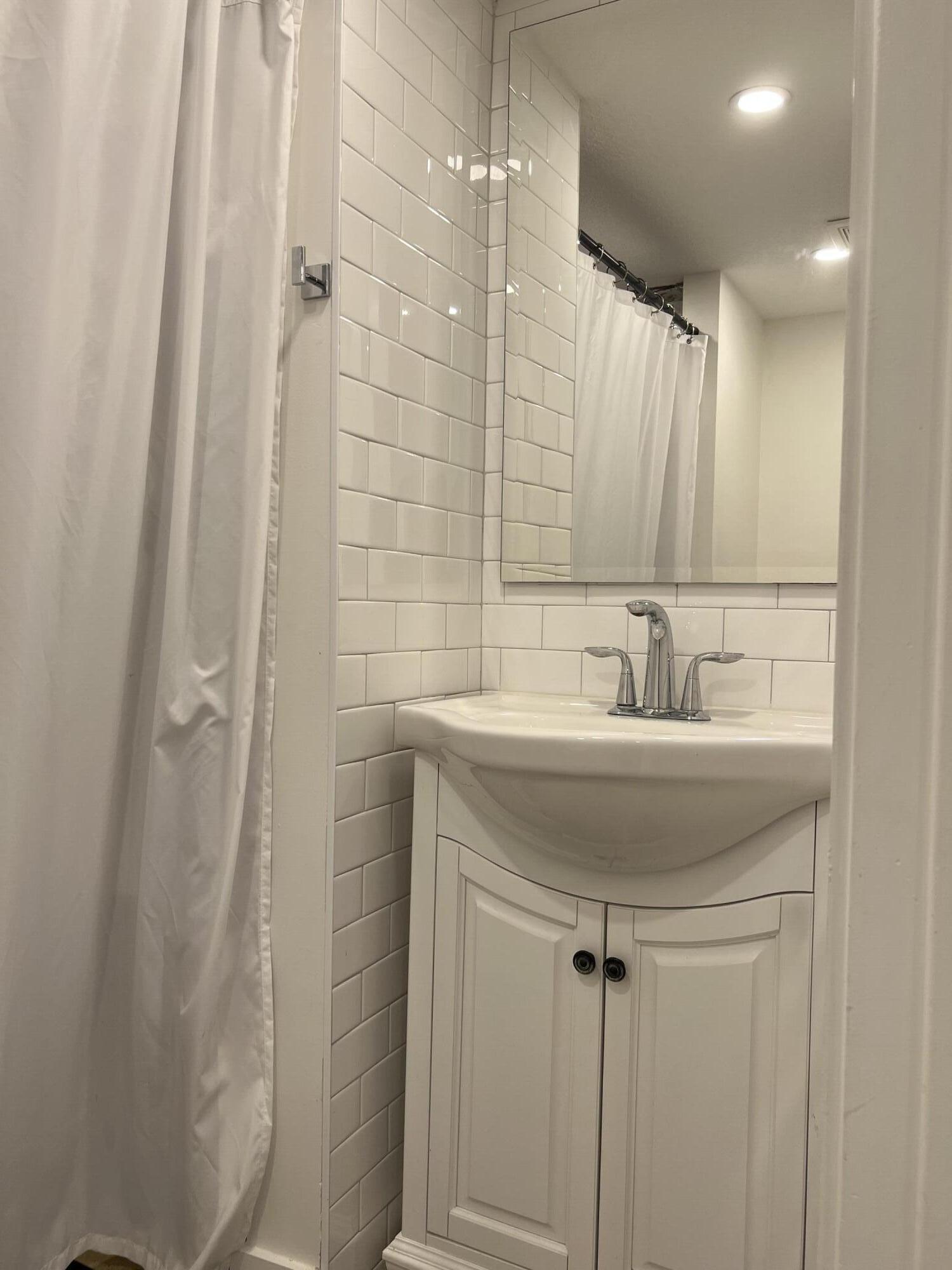 1251 South Federal Highway, Unit 113 Boca Raton, FL 33432 - Photo 10 of 32 IMG_21