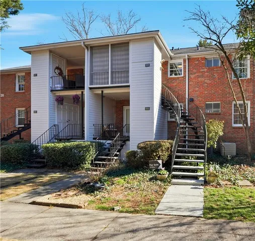 $225,000 | 6700 Roswell Road, Unit 28G, Atlanta, GA 30328