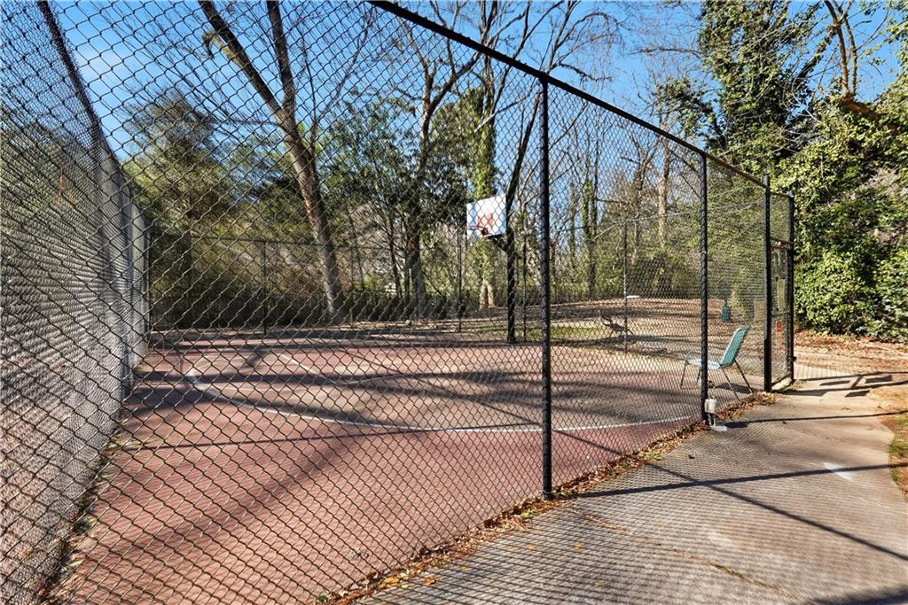 6700 Roswell Road, Unit 28G Atlanta, GA 30328 - Photo 30 of 37