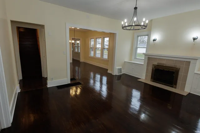 $309,000 | 801 East Jackson Street, Attica, IN 47918