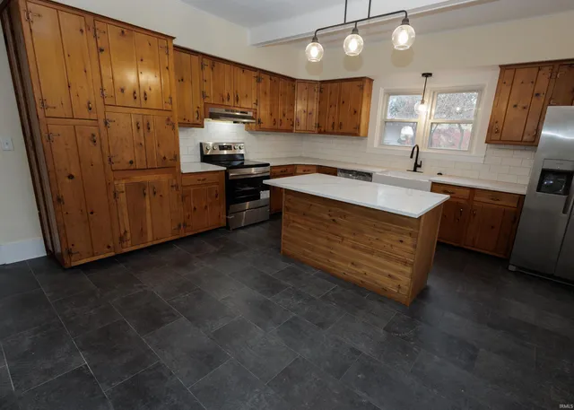 $309,000 | 801 East Jackson Street, Attica, IN 47918