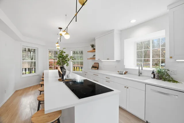 $674,900 | 4601 East Pineglen Lane, Mead, WA 99021