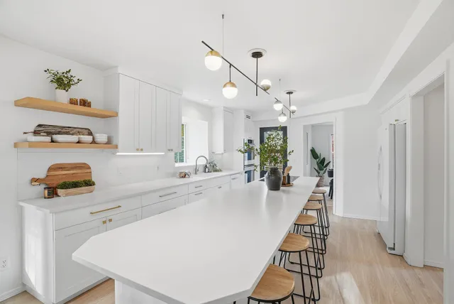 $674,900 | 4601 East Pineglen Lane, Mead, WA 99021