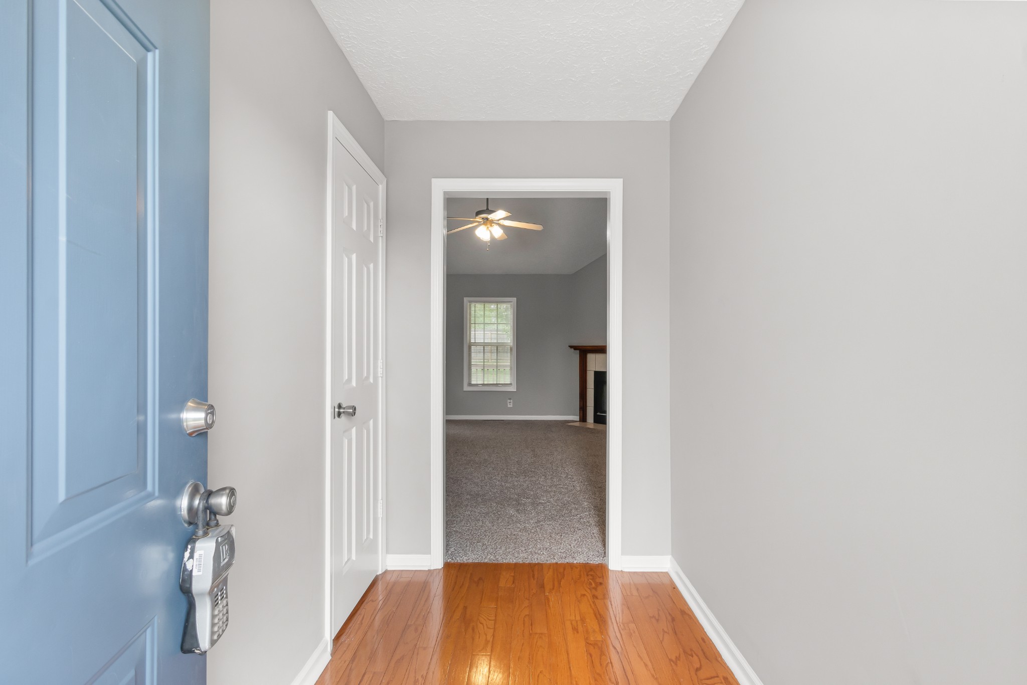 407 Bonny Castle Road Clarksville, TN 37040 - Photo 3 of 25 Gallery Image 3
