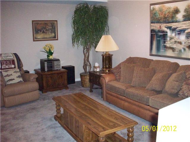 1151 Rip Steele Road Columbia, TN 38401 - Photo 16 of 20 Family Room