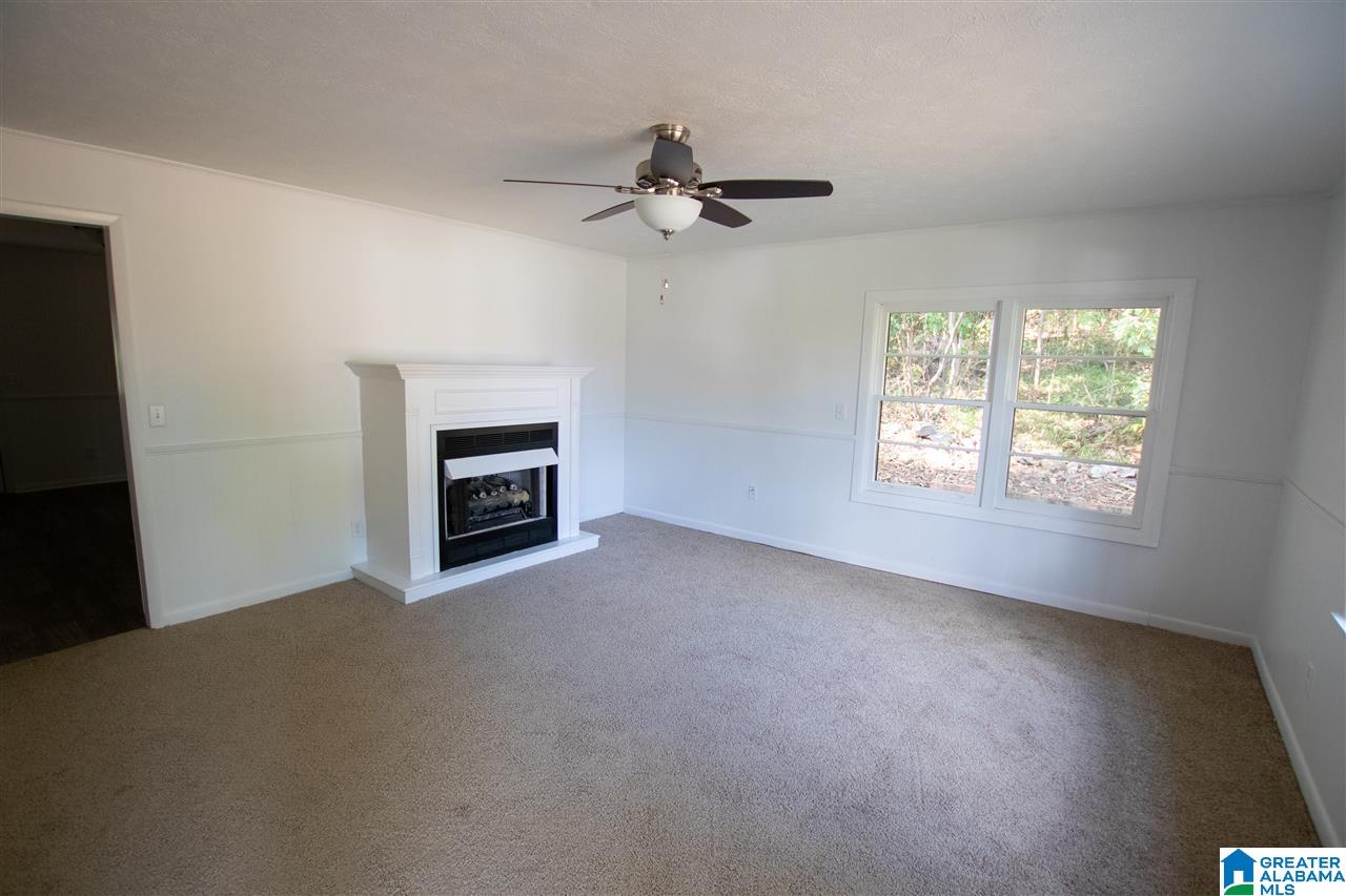 938 Cotton Avenue Oneonta, AL 35121 - Photo 16 of 50