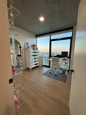 $4,500 | 225 North Elizabeth Street, Unit 1902, Chicago, IL 60607