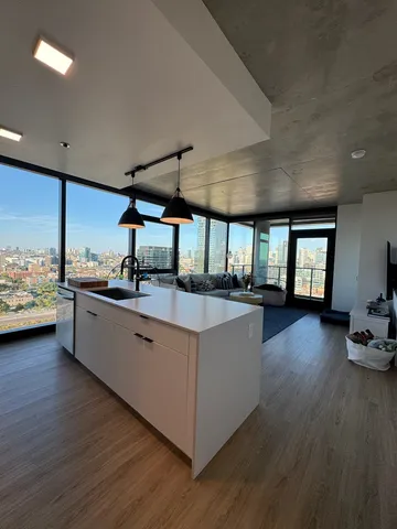 $4,500 | 225 North Elizabeth Street, Unit 1902, Chicago, IL 60607