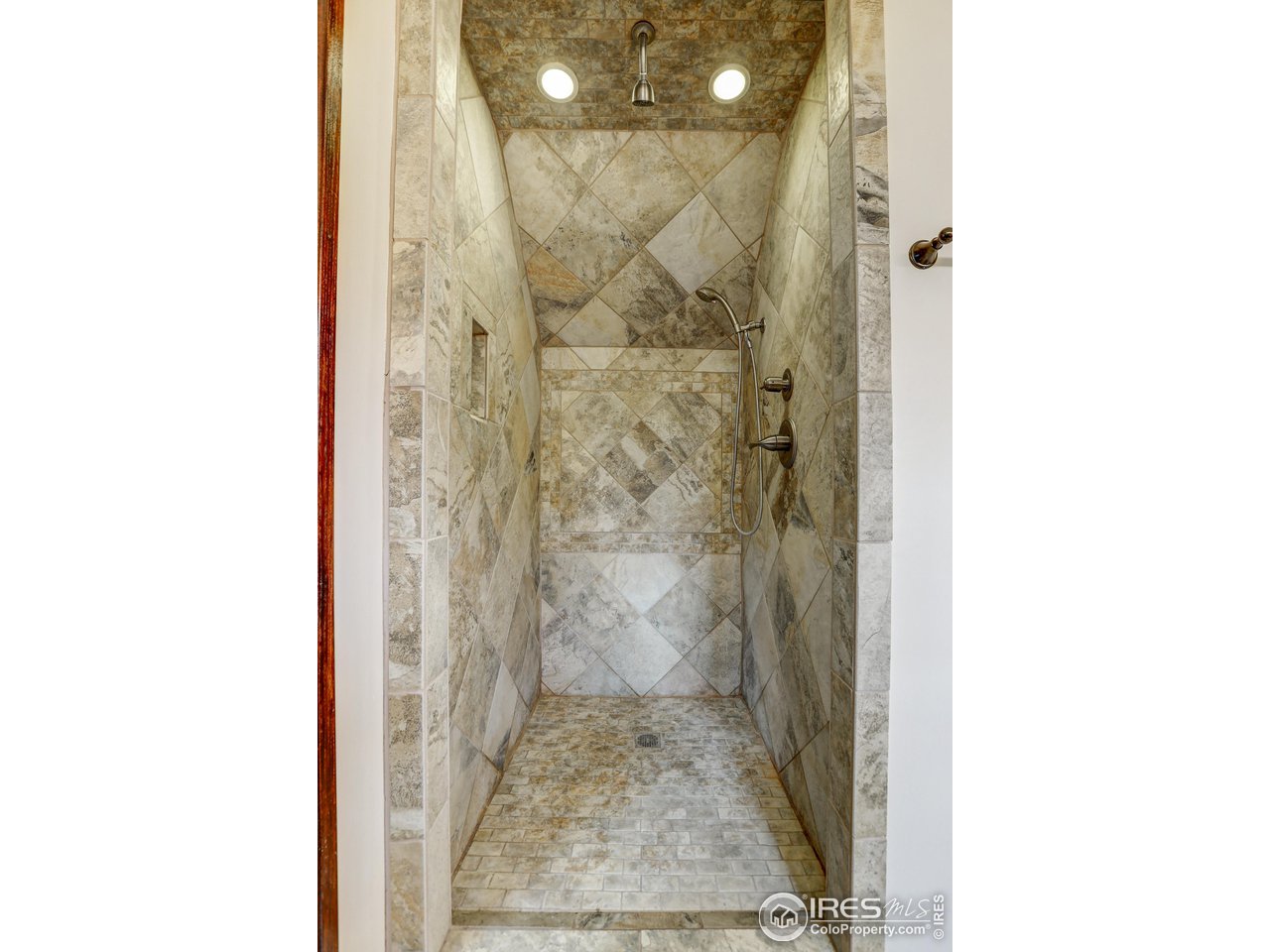 479 County Road 83 Boulder, CO 80302 - Photo 22 of 36 Primary shower