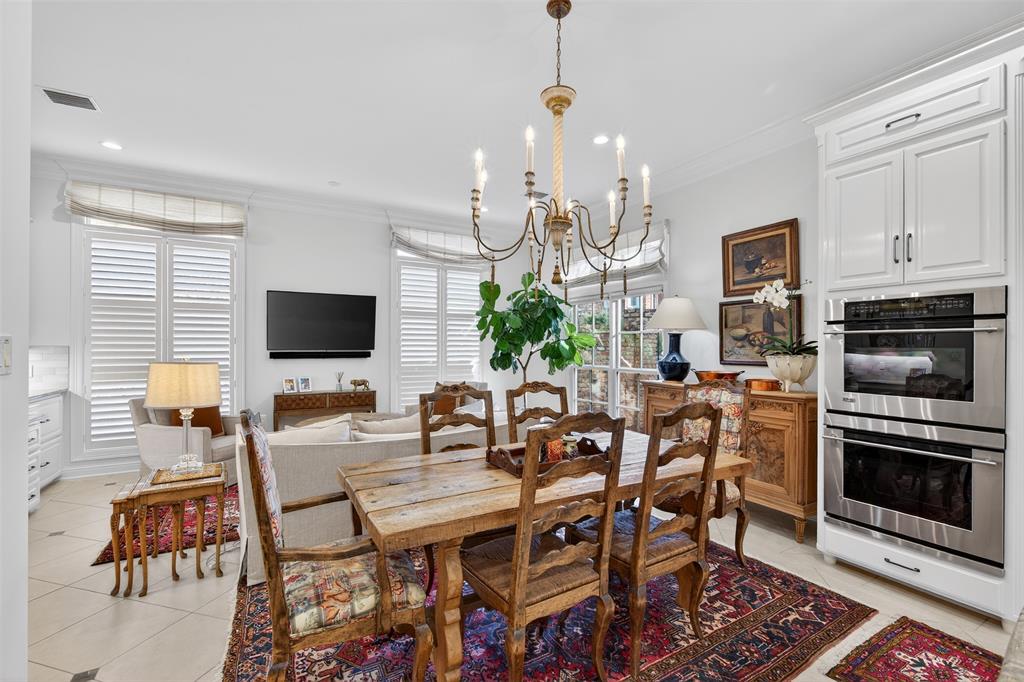 7717 Creswell Road, Unit 48 Shreveport, LA 71106 - Photo 13 of 37 a view of a dining room with furniture