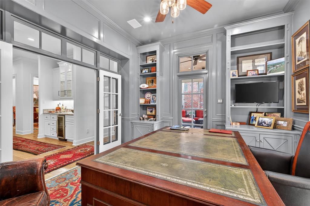 7717 Creswell Road, Unit 48 Shreveport, LA 71106 - Photo 17 of 37 a living room with stainless steel appliances kitchen island granite countertop furniture and a flat screen tv