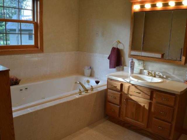 4241 Island View Road Rhinelander, WI 54501 - Photo 17 of 20 Gallery Image 17
