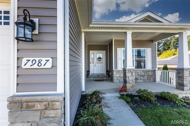 $474,900 | 7987 Matterhorn Canyon Road, Caseyville, IL 62232