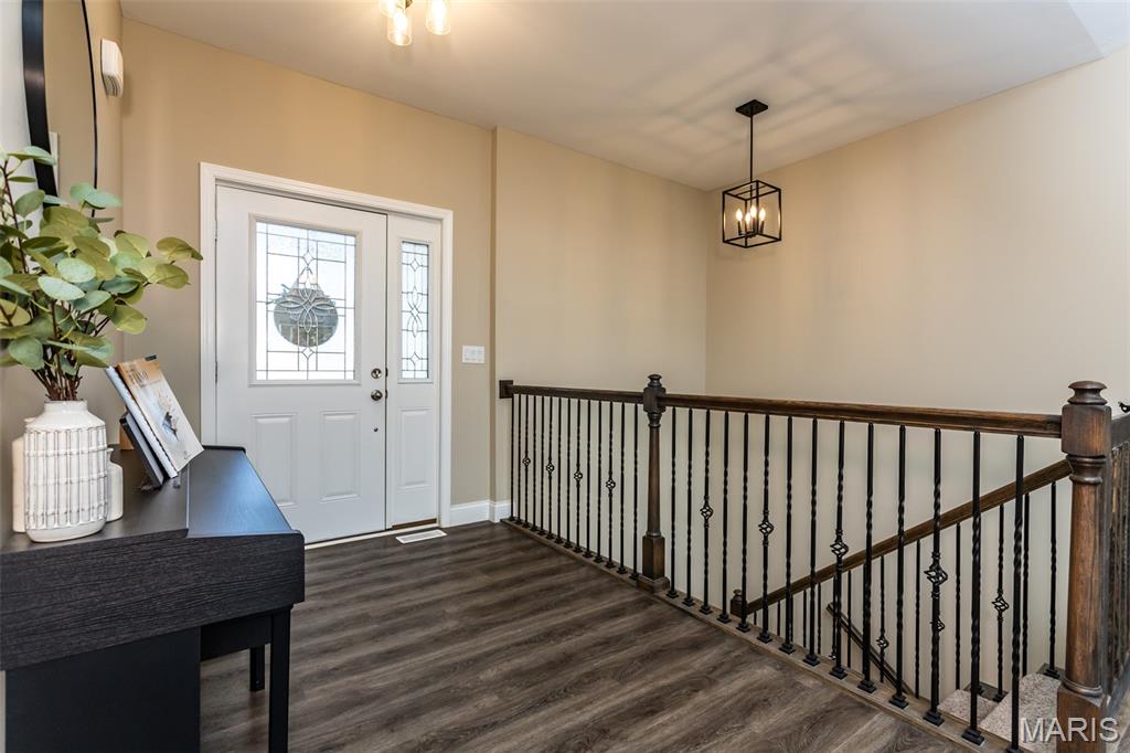 7987 Matterhorn Canyon Road Caseyville, IL 62232 - Photo 3 of 50