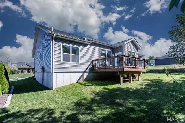 $474,900 | 7987 Matterhorn Canyon Road, Caseyville, IL 62232