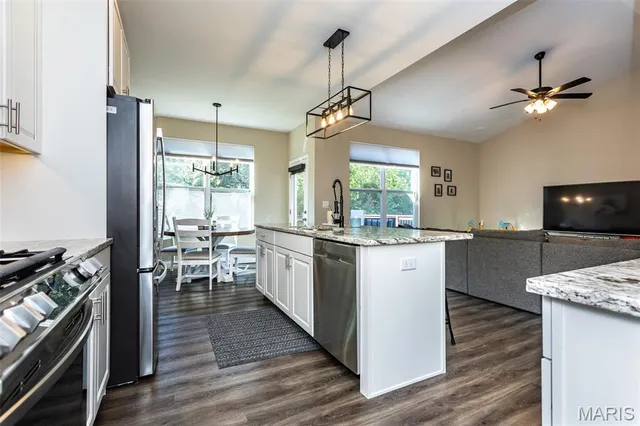 $474,900 | 7987 Matterhorn Canyon Road, Caseyville, IL 62232