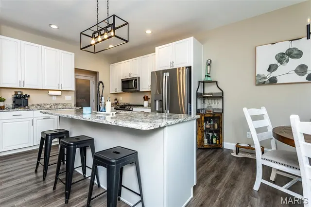 $474,900 | 7987 Matterhorn Canyon Road, Caseyville, IL 62232