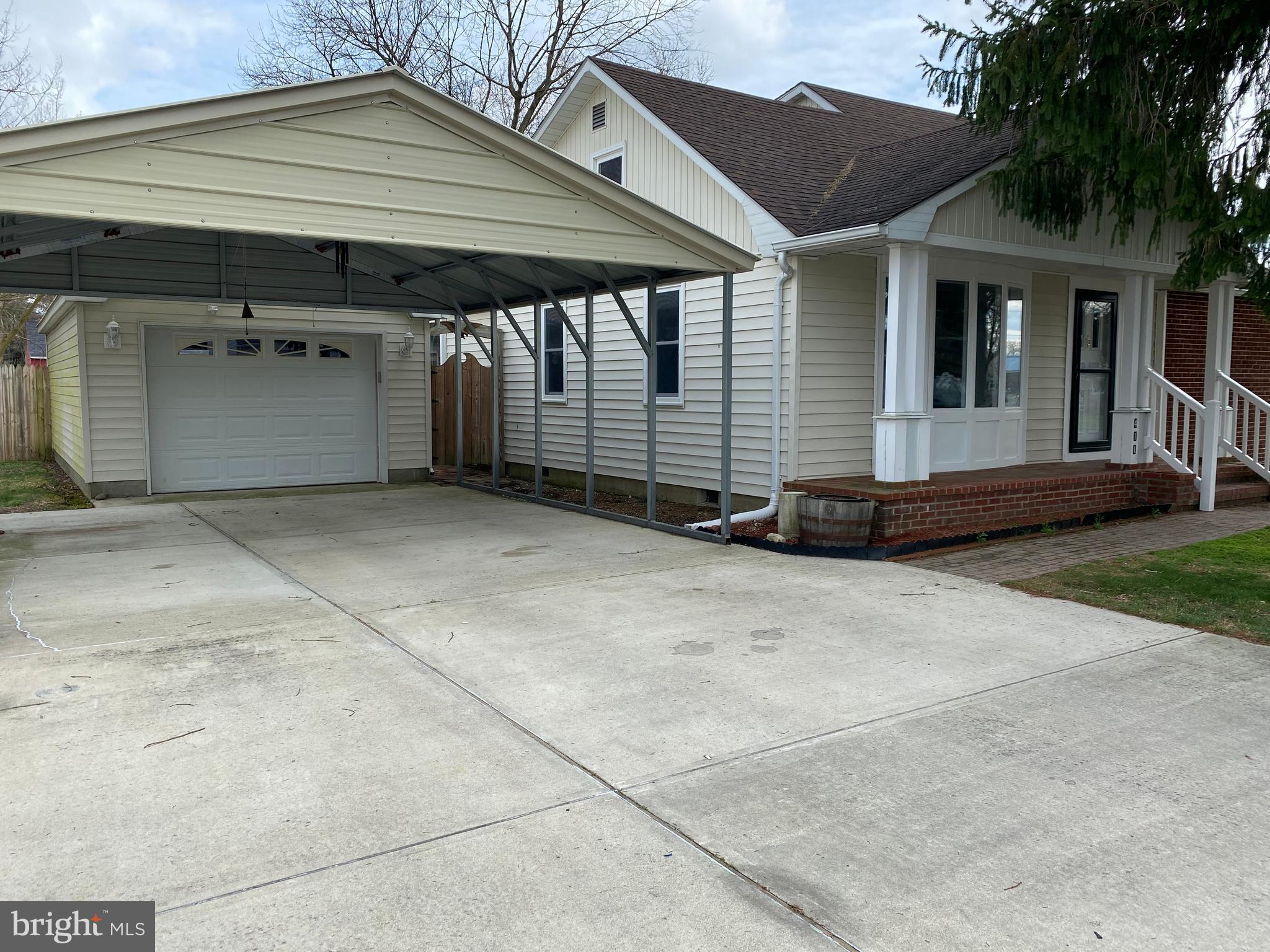 411 Oak Road Seaford, DE 19973 - Photo 1 of 37 Gallery Image 1