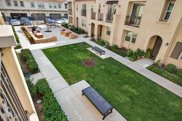 $749,990 | 449 Pecana Street, Camarillo, CA 93012