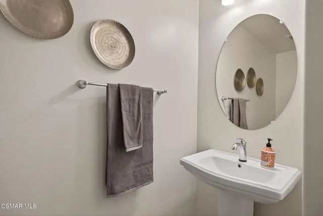 $749,990 | 449 Pecana Street, Camarillo, CA 93012