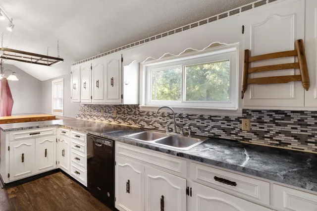 $210,000 | 5950 Highway 24, Louisville, GA 30434