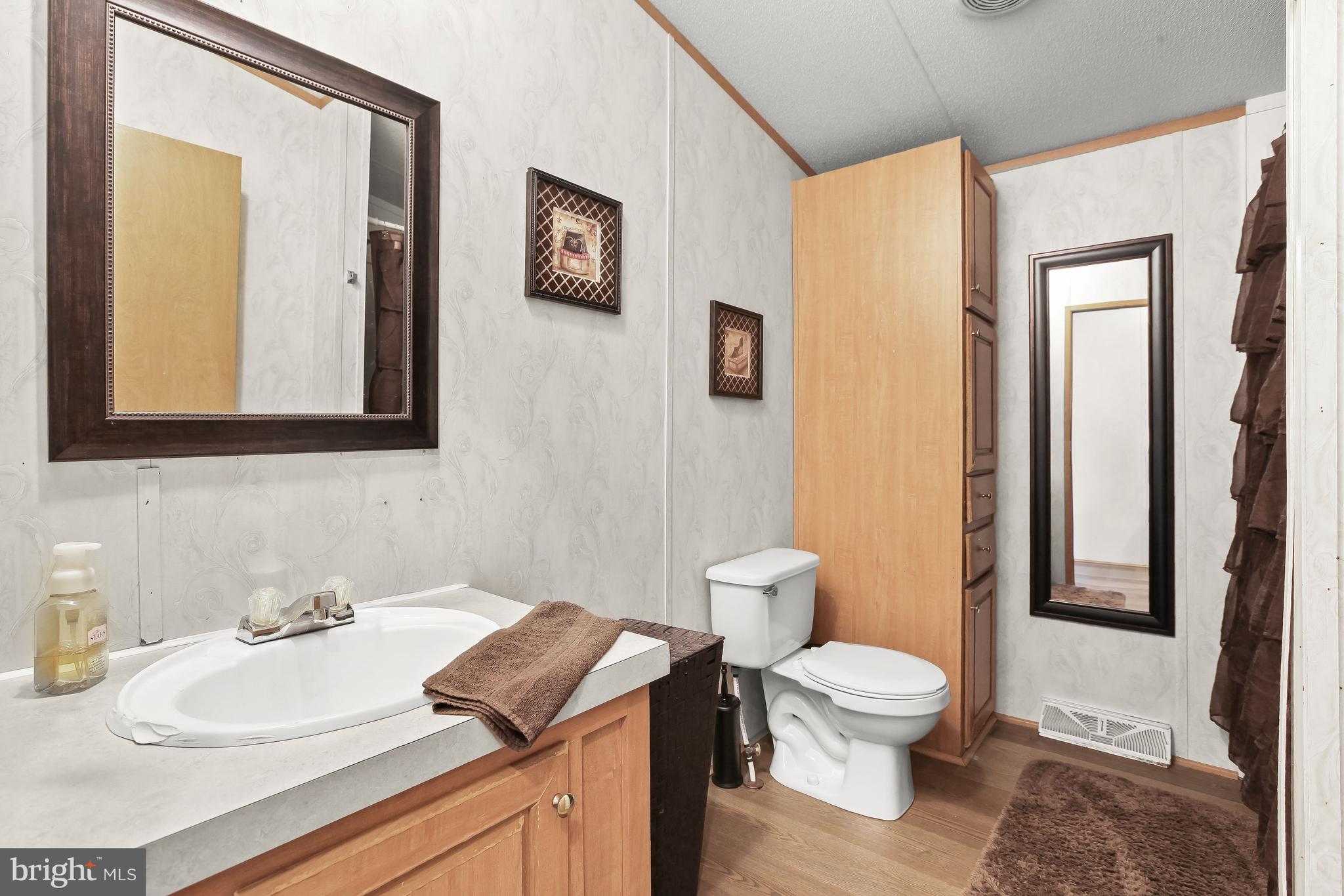 800 Torway Road Gardners, PA 17324 - Photo 32 of 42 Second Full Bathroom