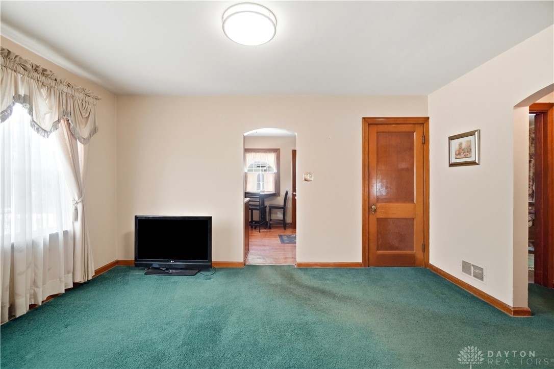 17 Terrace Avenue Spring Valley, OH 45370 - Photo 8 of 60