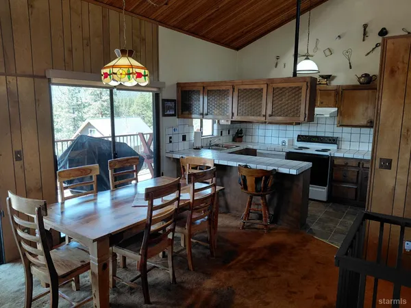 $825,000 | 295 Bend Avenue, Kings Beach, CA 96143