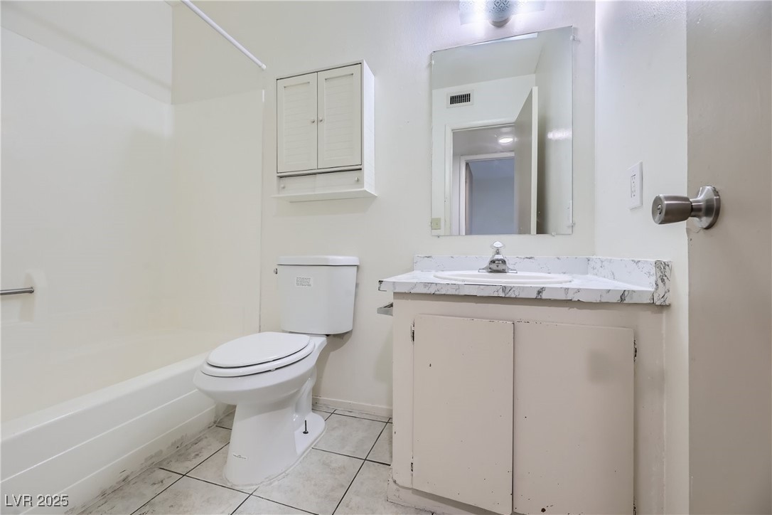 3604 Thomas Avenue, Unit 4 North Las Vegas, NV 89030 - Photo 15 of 17