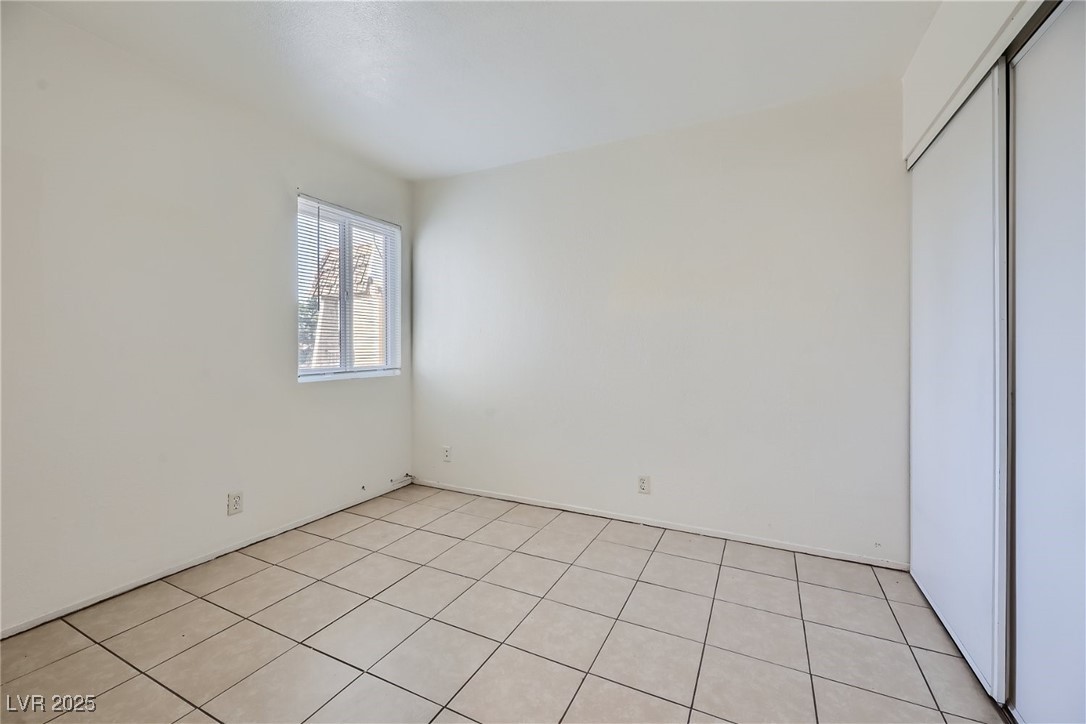 3604 Thomas Avenue, Unit 4 North Las Vegas, NV 89030 - Photo 10 of 17