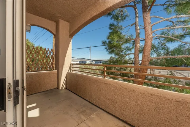 $200,000 | 5751 East Hacienda Avenue, Unit 256, Las Vegas, NV 89122