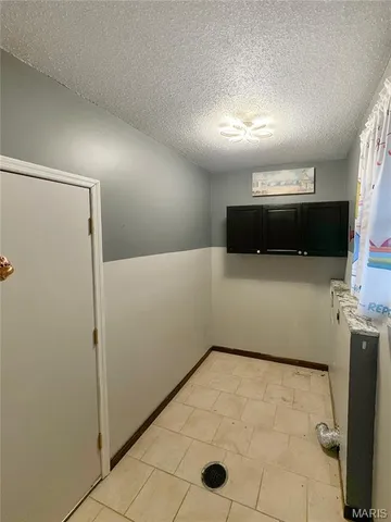 $314,900 | 7412 Oakwood S Drive, Cedar Hill, MO 63016