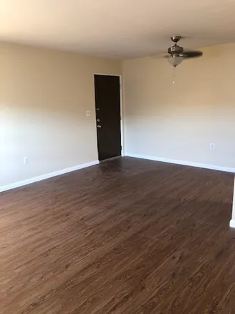 $1,925 | 210 Bergenline Avenue, Unit 12, Union City, NJ 07087