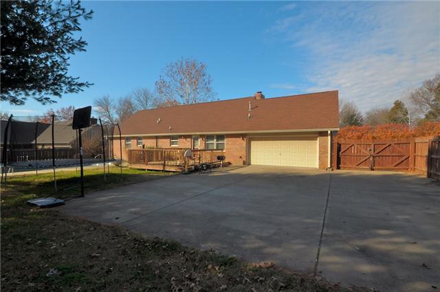 2314 Sulphur Springs Road Murfreesboro, TN 37129 - Photo 4 of 19 PRIVATE REAR ENTRY 2-CAR GARAGE