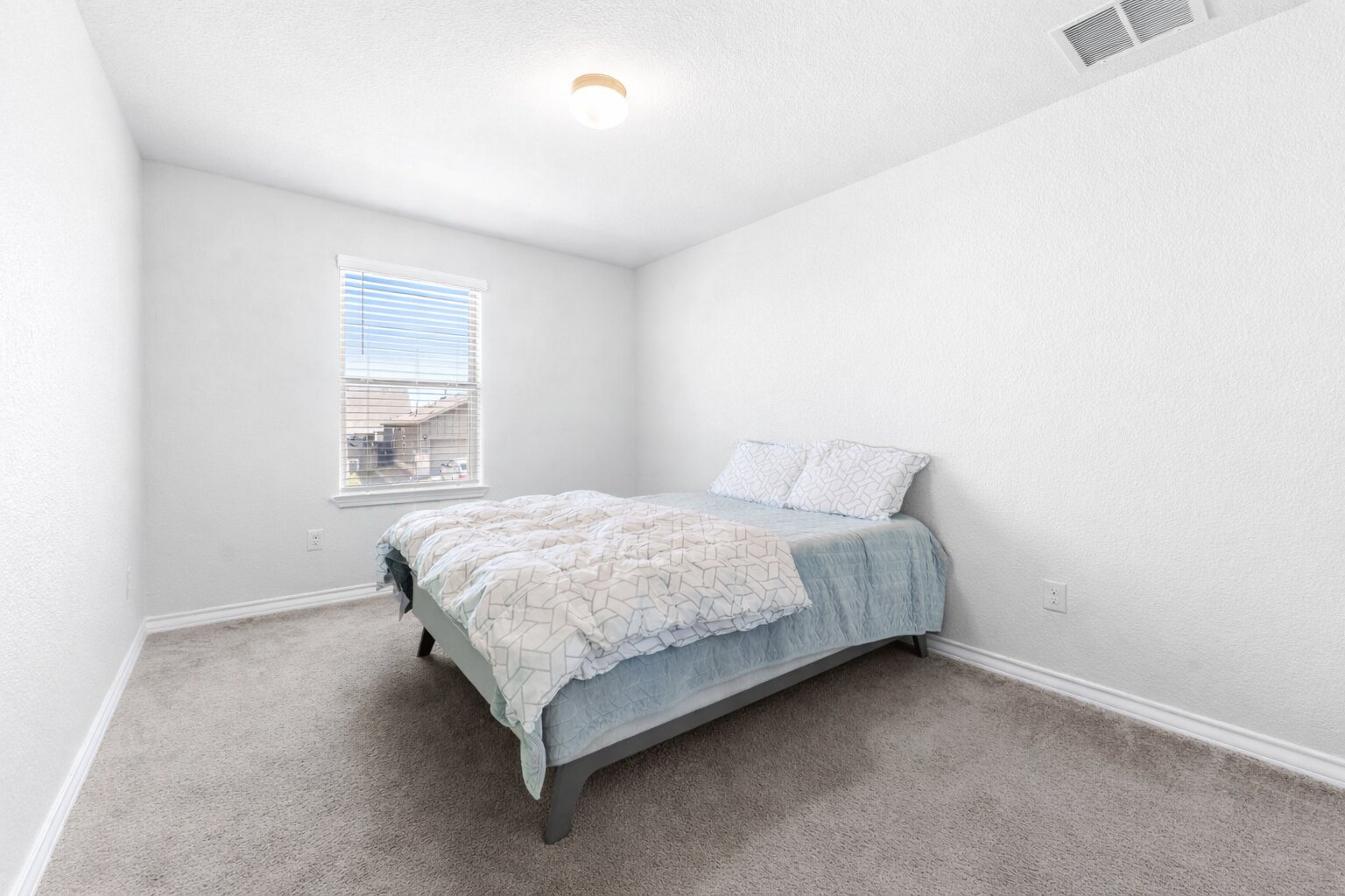 974 Pepperbark Loop Buda, TX 78610 - Photo 31 of 40 AI version showing with white walls