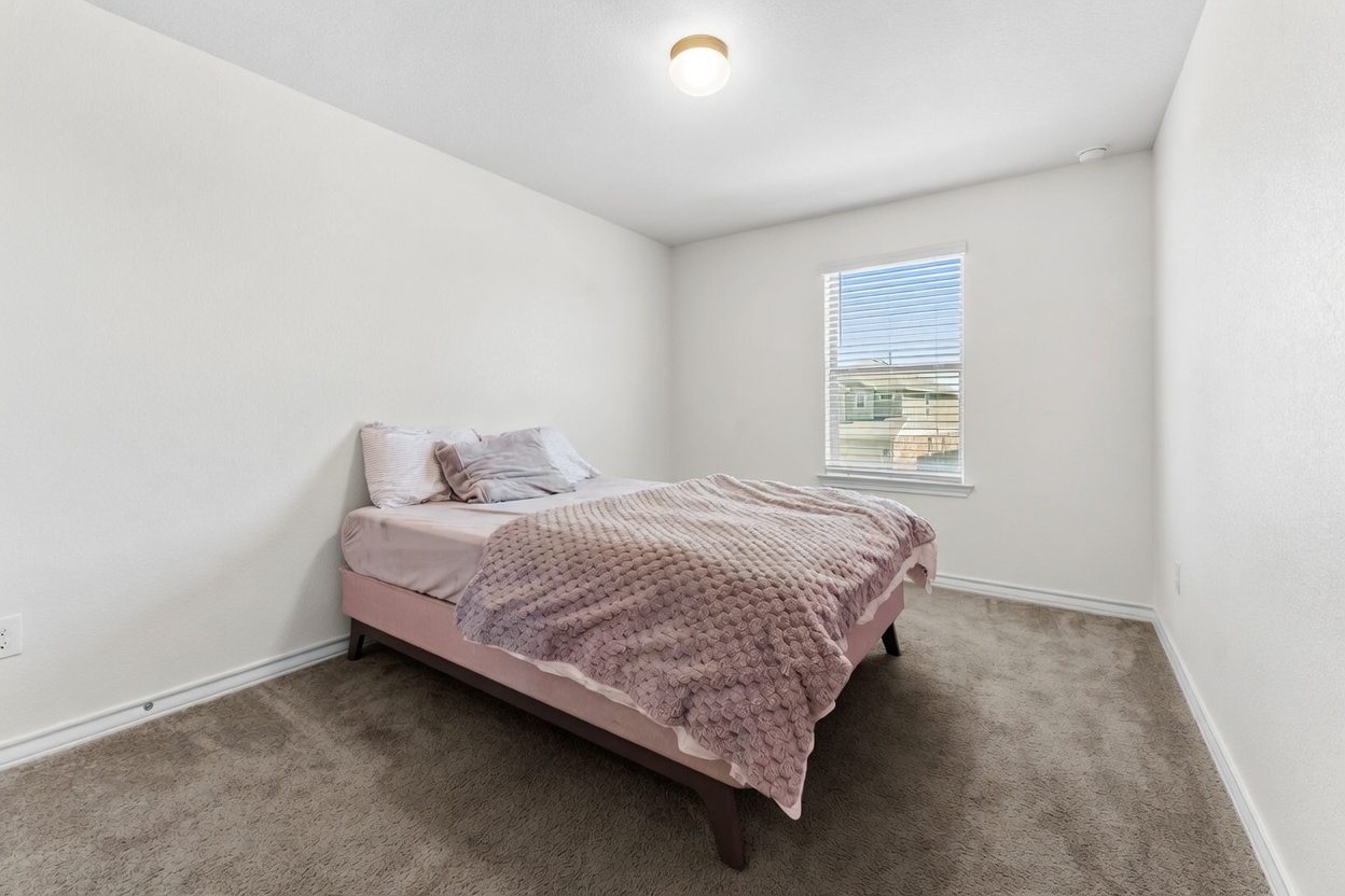 974 Pepperbark Loop Buda, TX 78610 - Photo 33 of 40 AI version showing with white walls