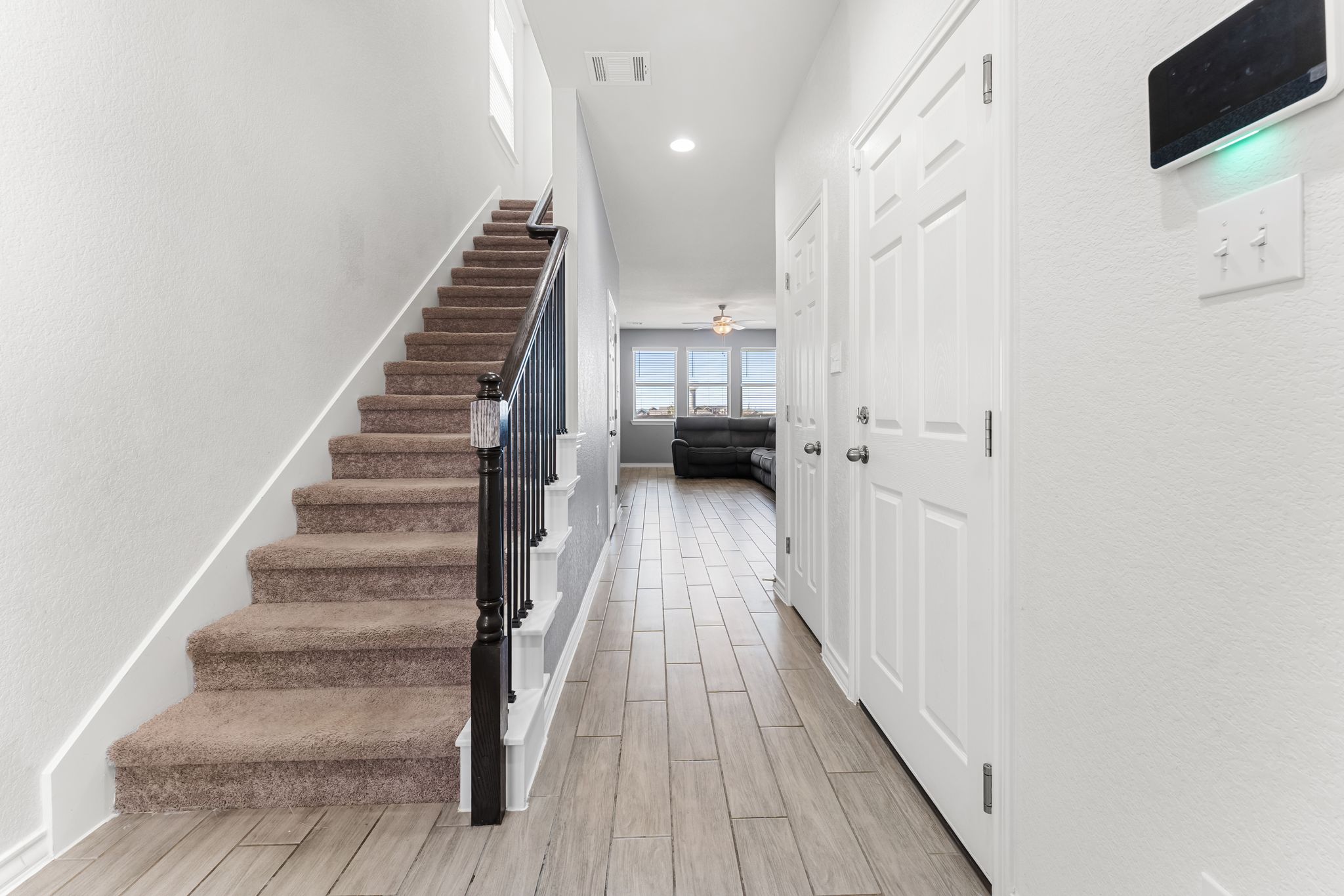 974 Pepperbark Loop Buda, TX 78610 - Photo 35 of 40 Entryway