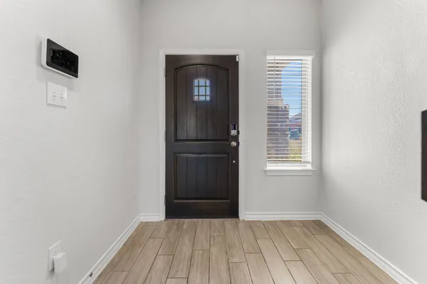 $349,900 | 974 Pepperbark Loop, Buda, TX 78610