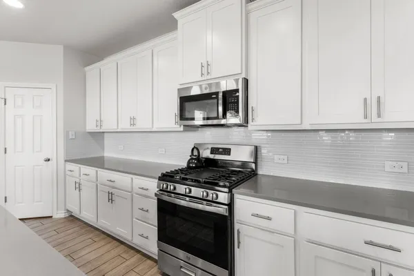 $349,900 | 974 Pepperbark Loop, Buda, TX 78610