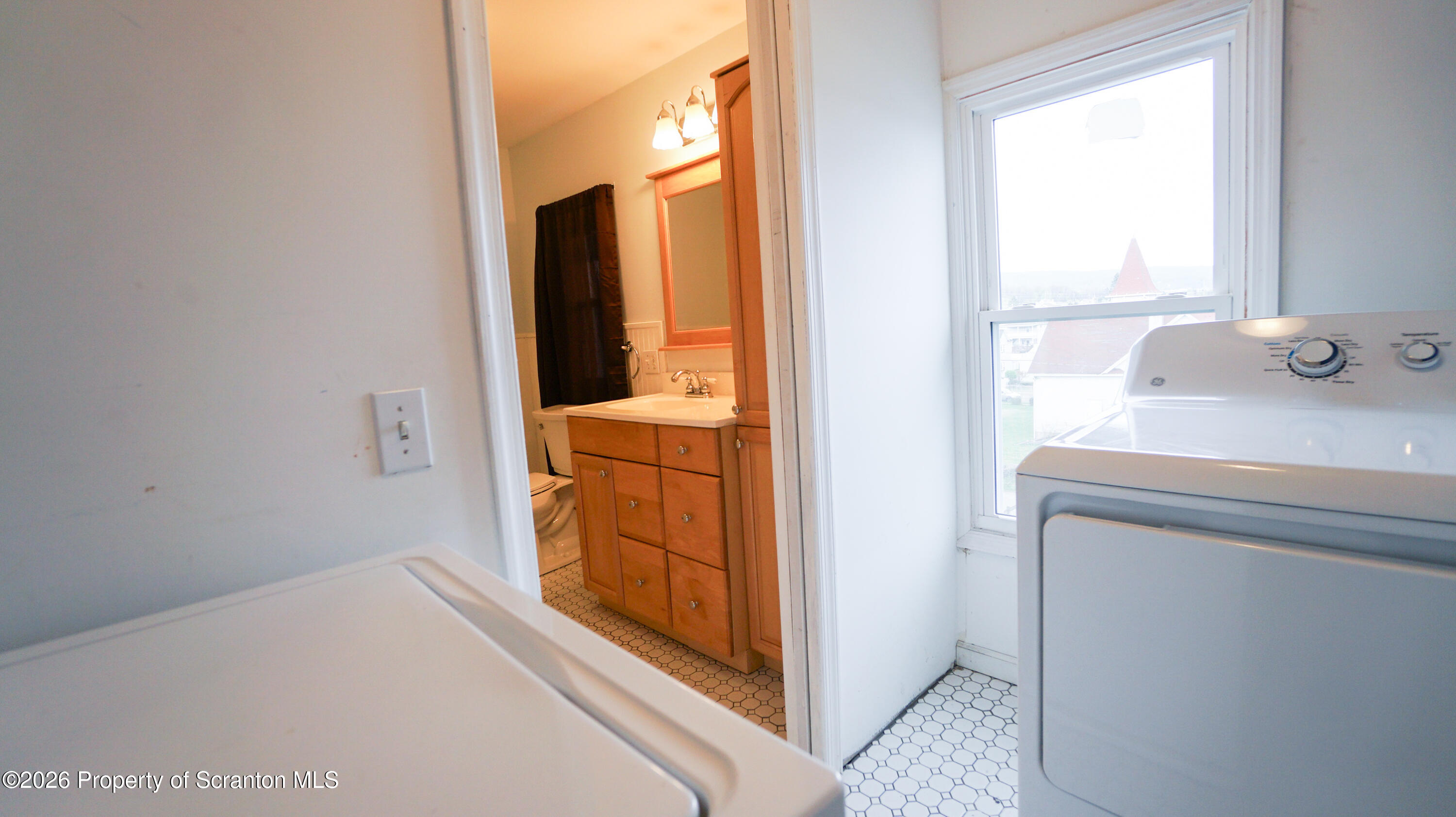 1514 Farr Street Scranton, PA 18504 - Photo 13 of 18 DSC09797