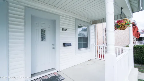 $1,300 | 1514 Farr Street, Scranton, PA 18504