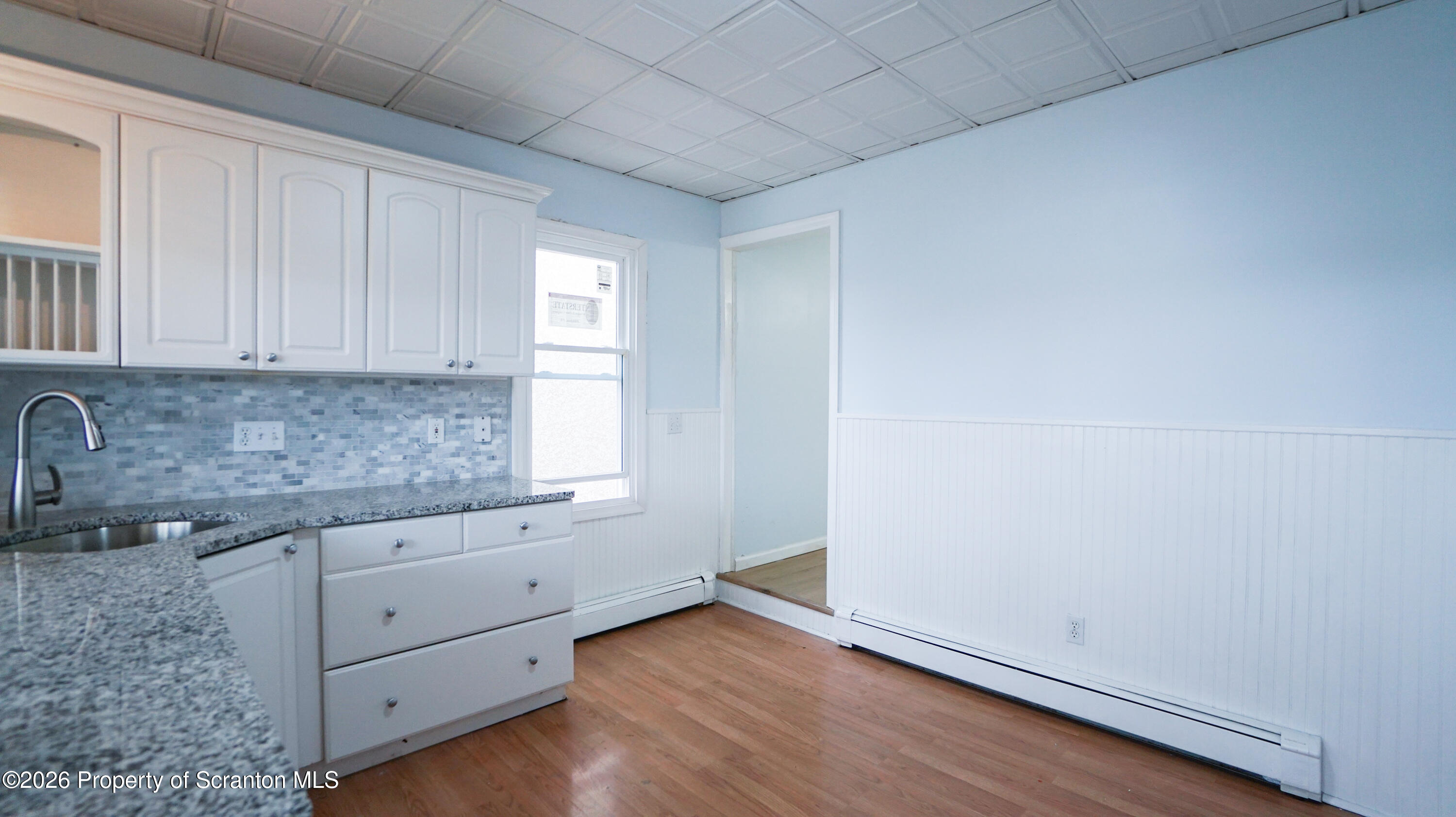 1514 Farr Street Scranton, PA 18504 - Photo 8 of 18 DSC09773