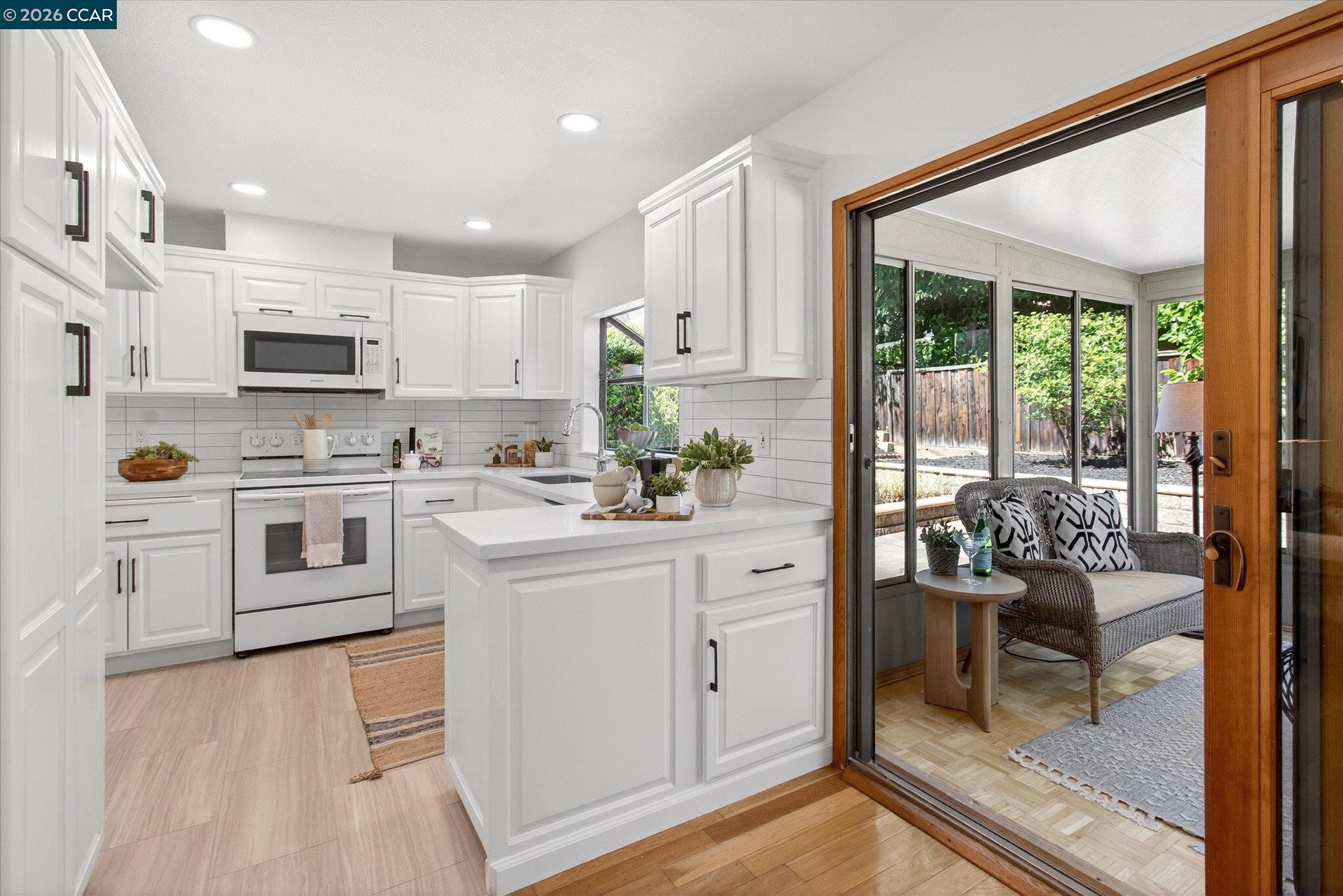 714 Navaronne Way Concord, CA 94518 - Photo 24 of 41