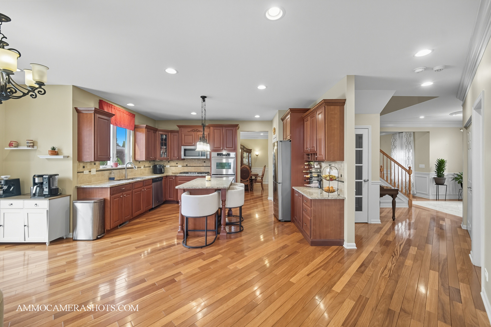 1142 Deerpath Road Aurora, IL 60506 - Photo 11 of 46