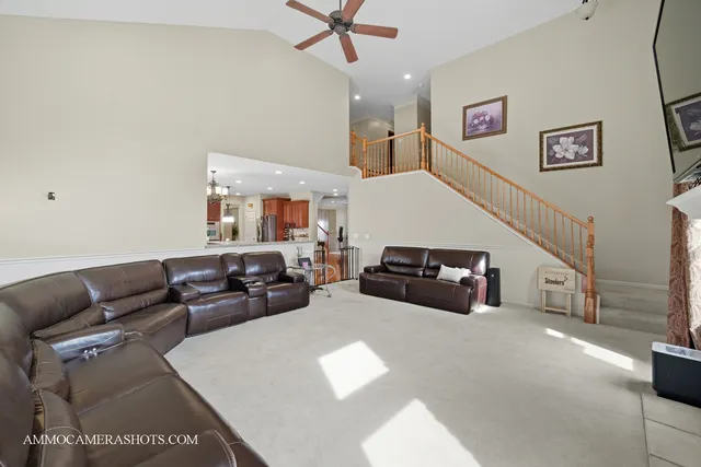 $639,900 | 1142 Deerpath Road, Aurora, IL 60506